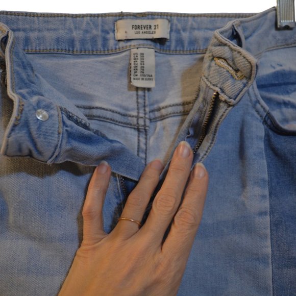 Forever 21 LosAngeles Stretch Two Blues Women Junior Jeans 30/37 - Picture 2 of 10